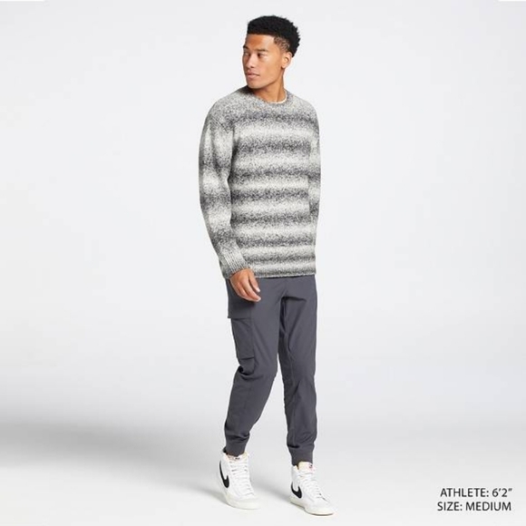 VRST Men's Sweater NEW‼️$80 Retail! - Picture 3 of 4